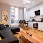 Luxury Flat Champs Elysees 4 Guests