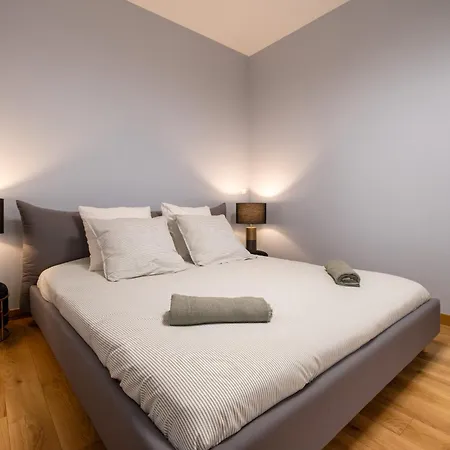Luxury Flat Champs Elysées 4 Guests *